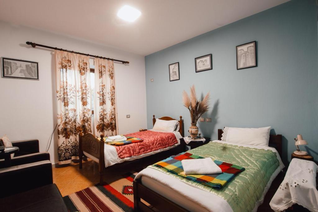 شقة Bb Apartament Gjirokastër المظهر الخارجي الصورة